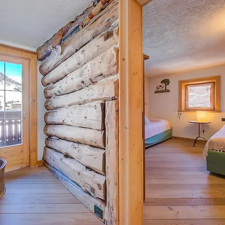 Lidia In-ski Out 50m Chalet Livigno