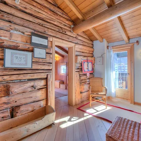 Lidia In-ski Out 50m Chalet *